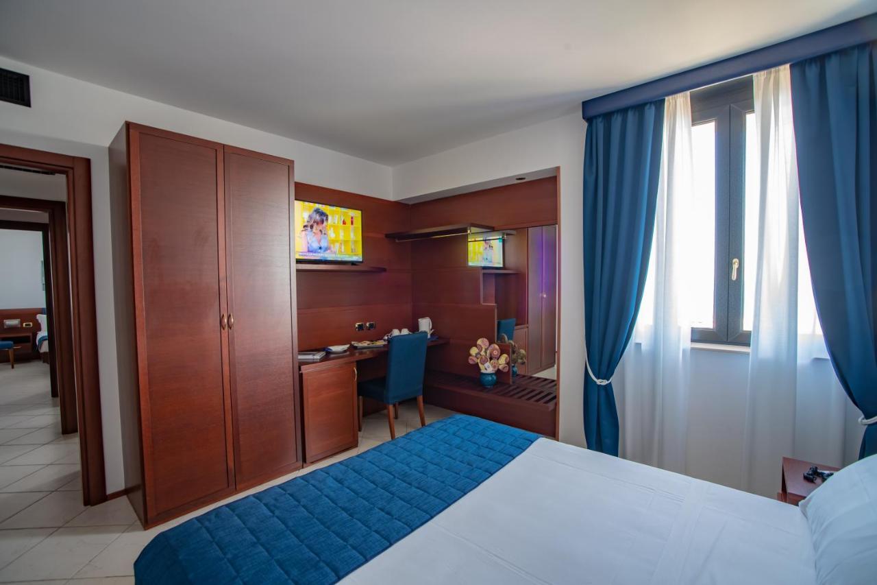 Best Western Hotel Nettuno Бриндизи Экстерьер фото