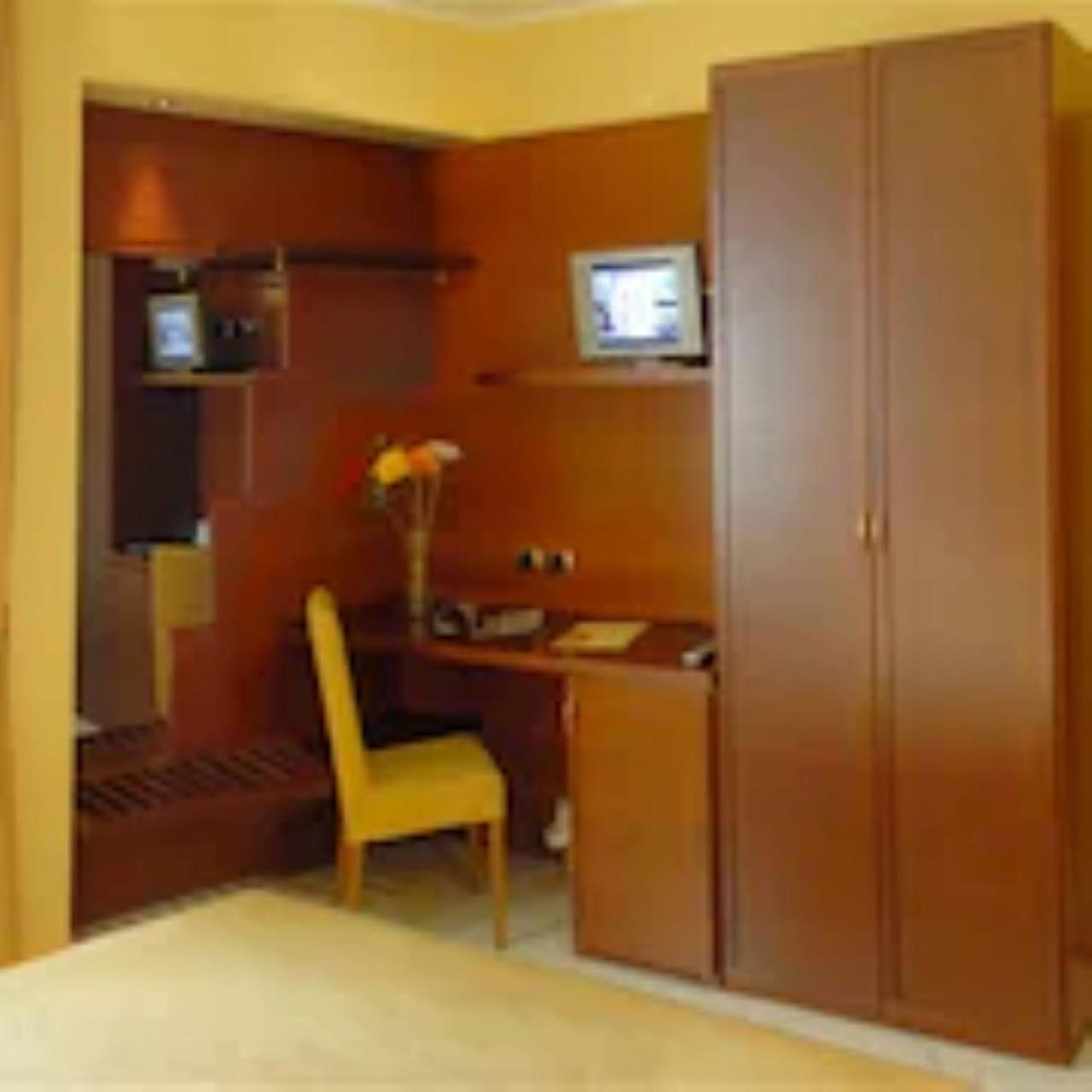 Best Western Hotel Nettuno Бриндизи Экстерьер фото