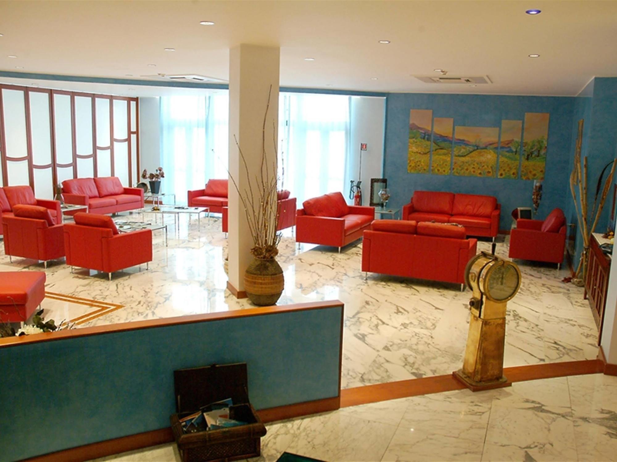 Best Western Hotel Nettuno Бриндизи Экстерьер фото